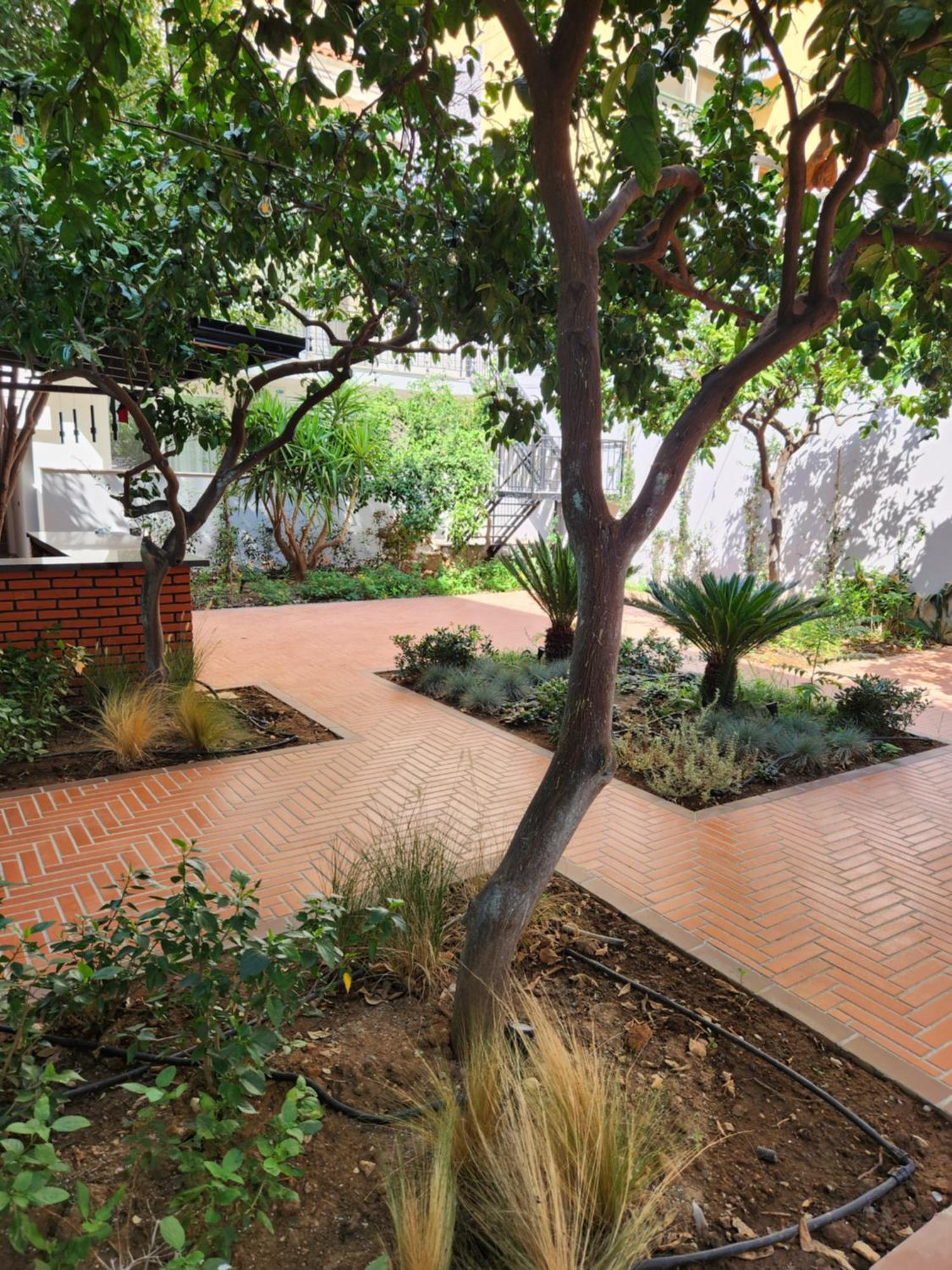 New Bazaar Studios Tirana Exterior photo